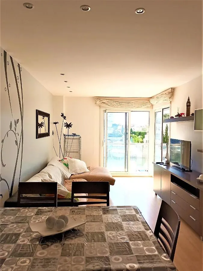 Global Immo 3352 Port Gran Apartment Roses 0*,  Spain