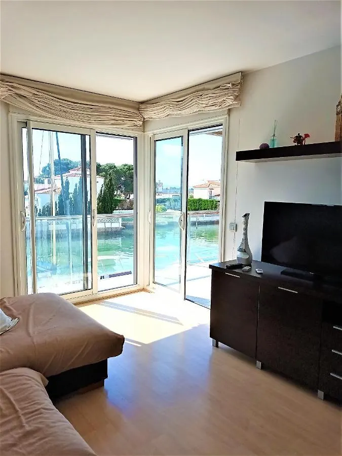 Global Immo 3352 Port Gran Apartment Roses