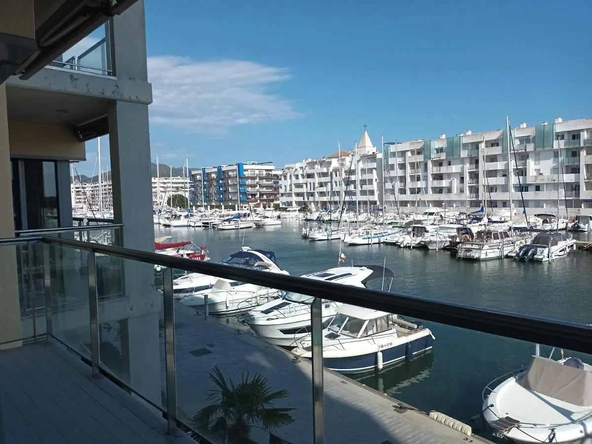 Global Immo 3352 Port Gran Apartment Roses Spain